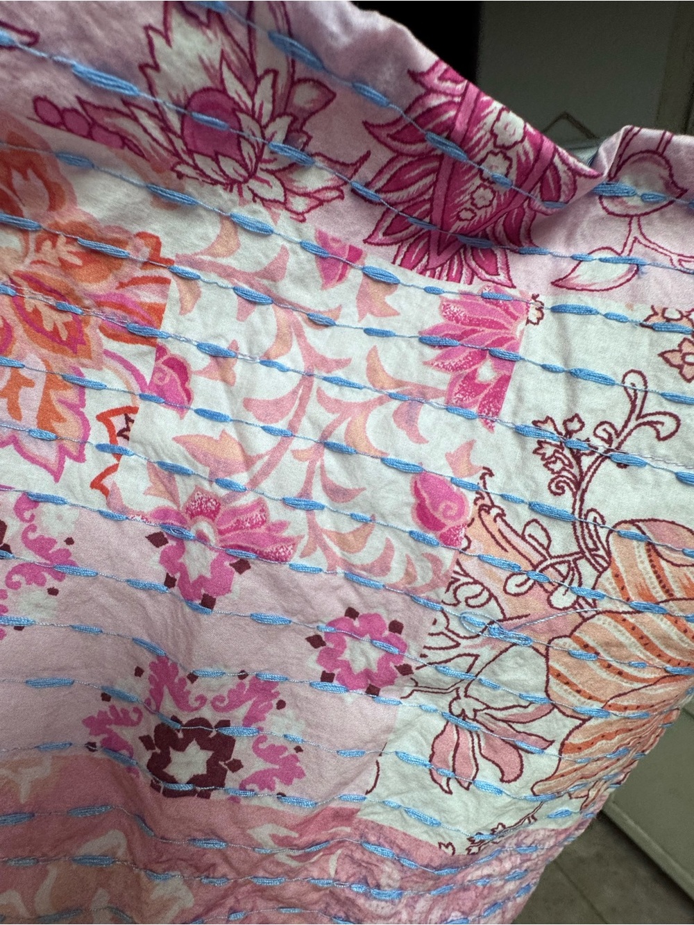 💖 Blue Velvet Elvis Pink Cadillac Poncho Top 💖 - Picture 7 of 9